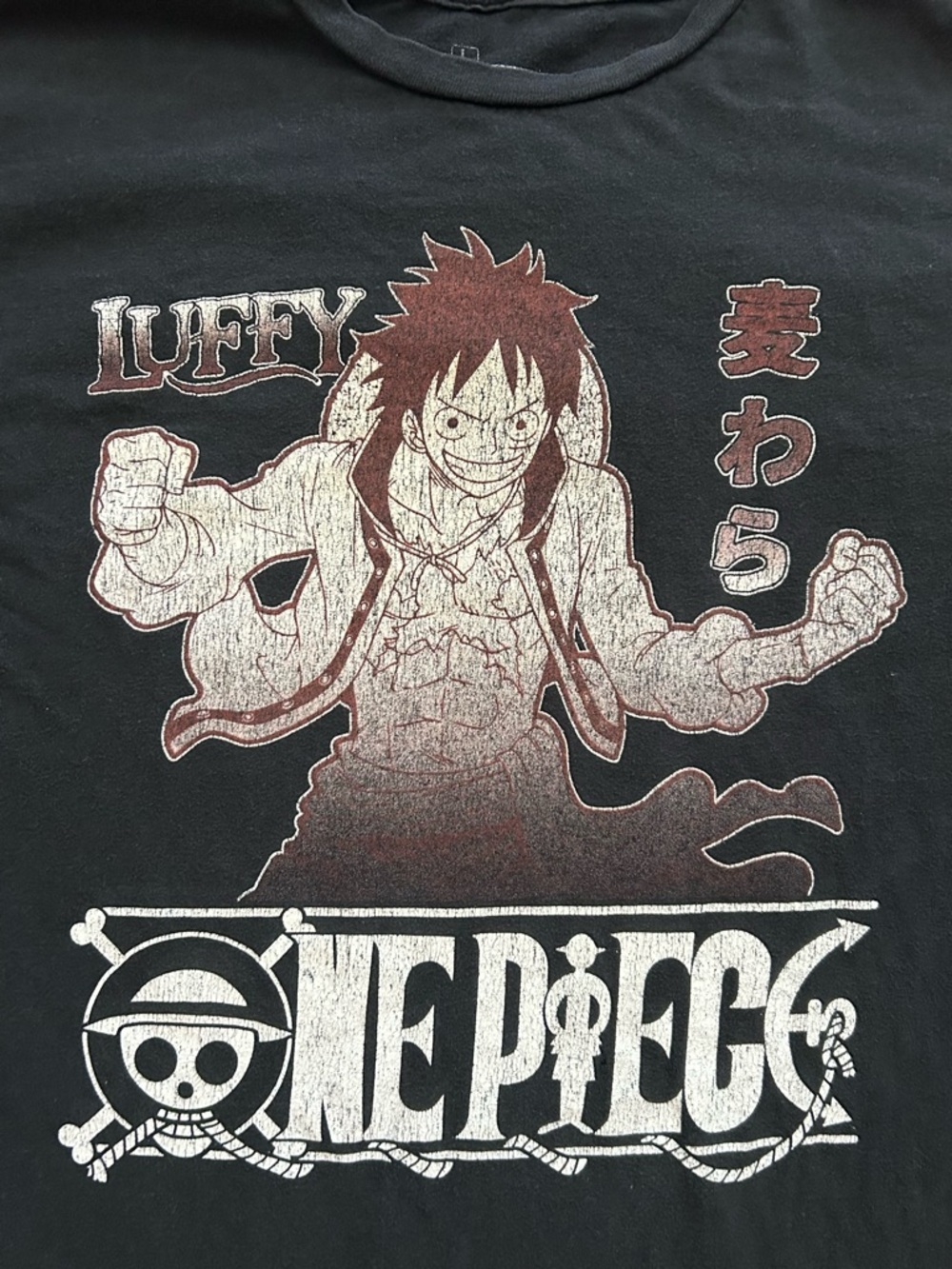 One Piece Luffy Ripple Junction Graphic Tee - Size L - Picture 2 of 4